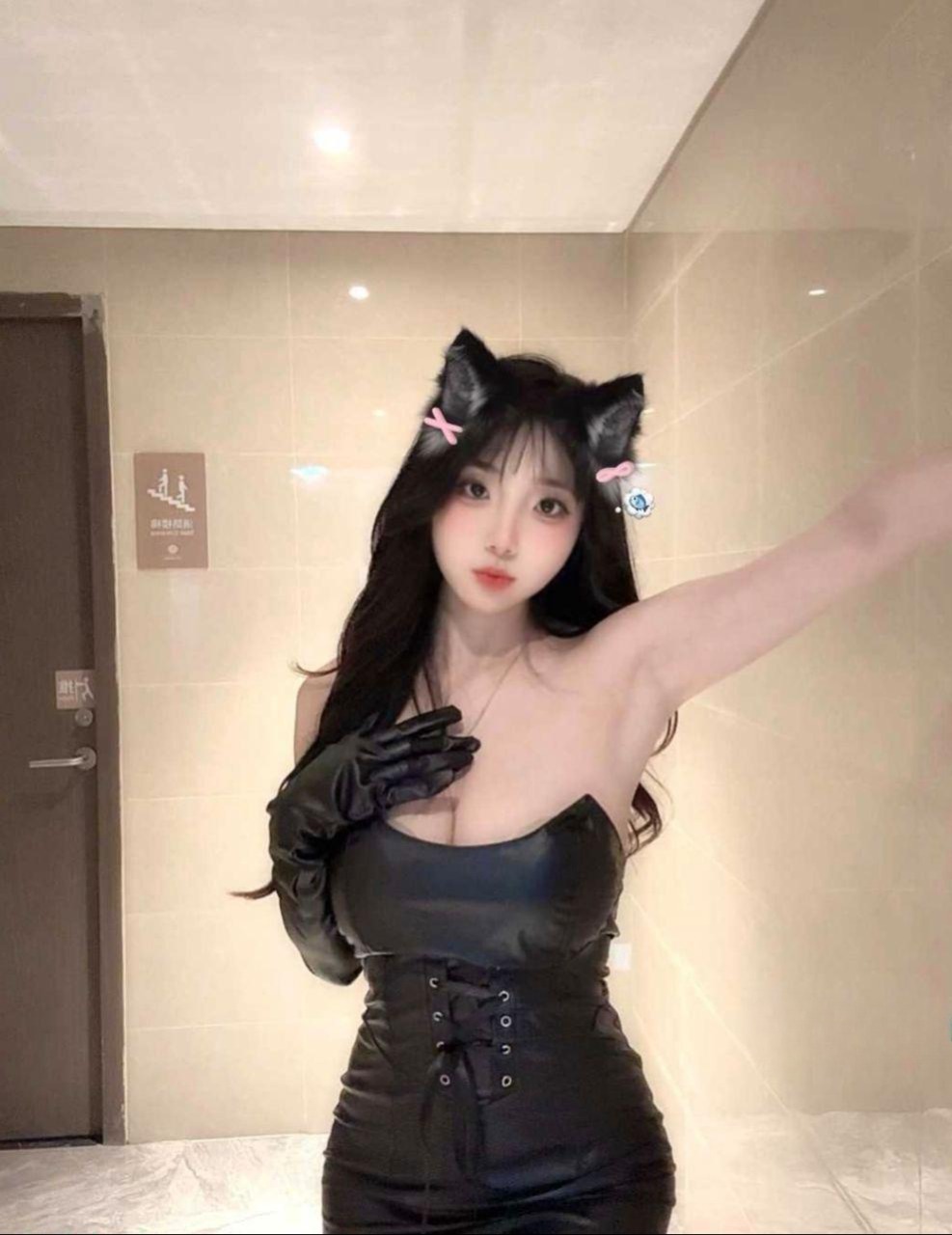欲求不满学生妹