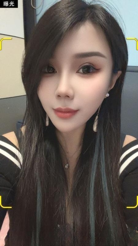 尹山湖大奶少妇伊伊