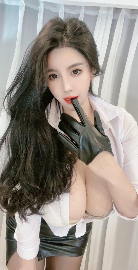 丰满D杯极品妹妹