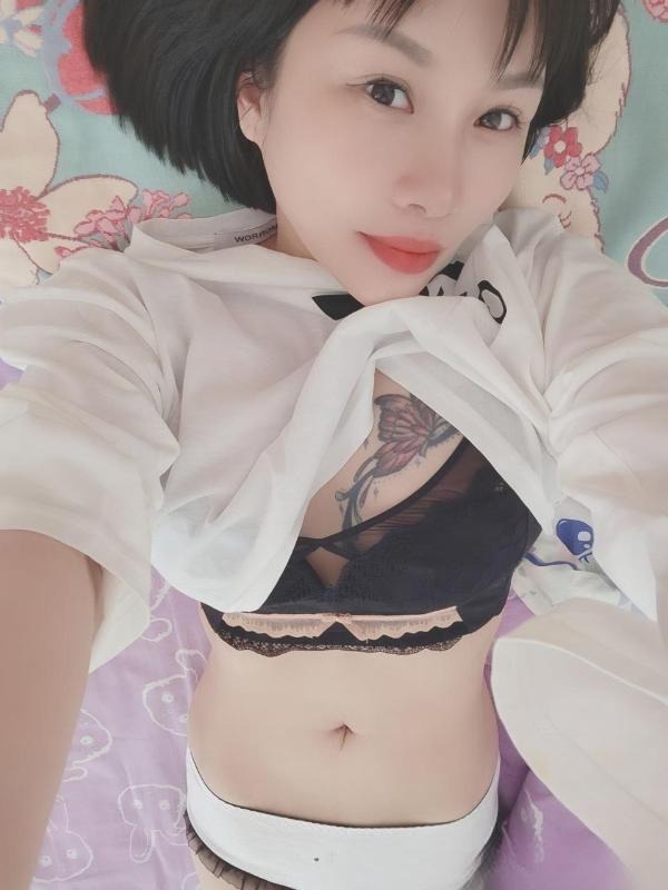 纹身短发御姐琳琳