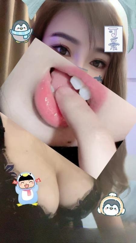 前凸后翘骚货