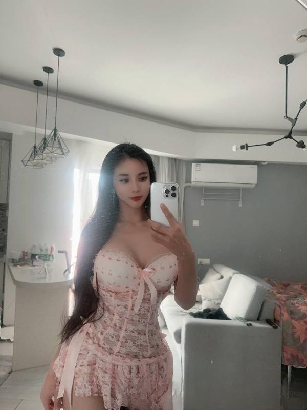 妩媚型温柔御姐