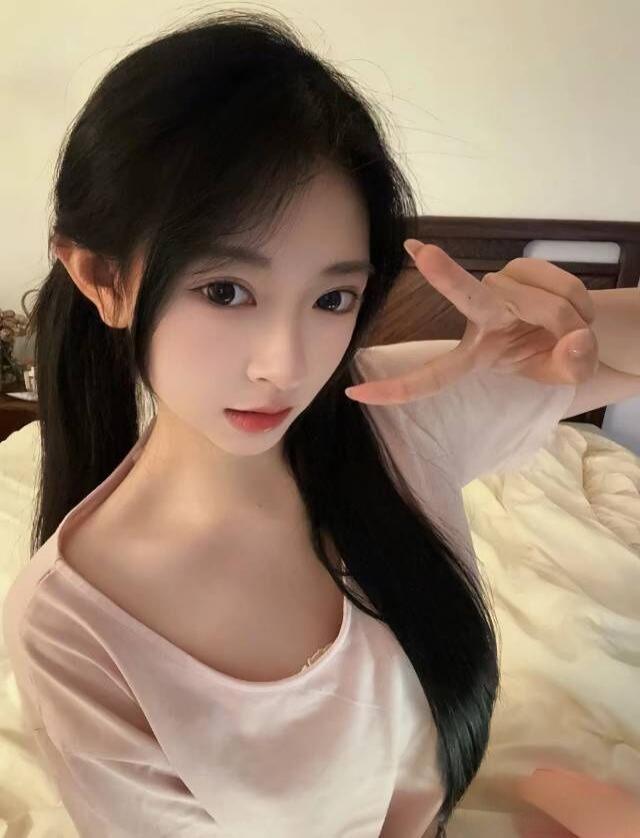 朝阳颜值不错的嫩妹