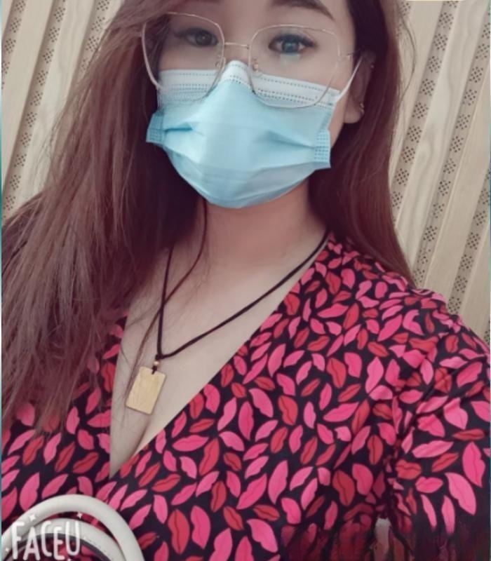 较胖的少妇