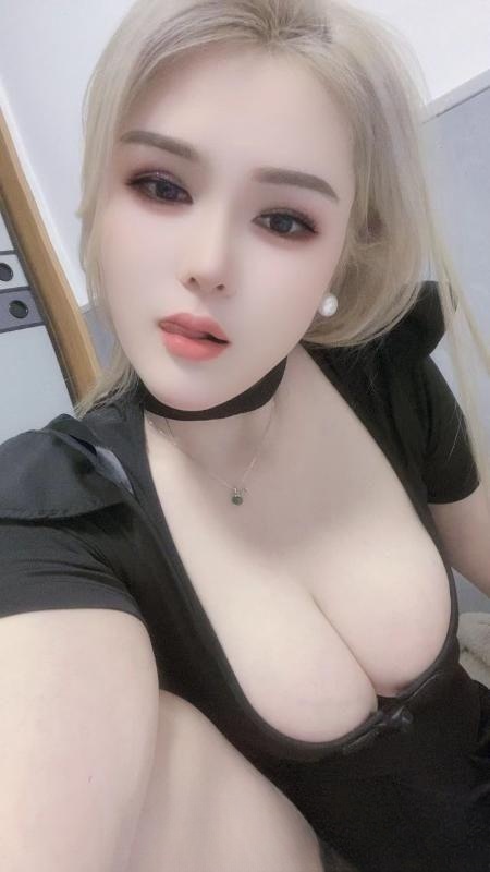 余杭巨乳御姐果果