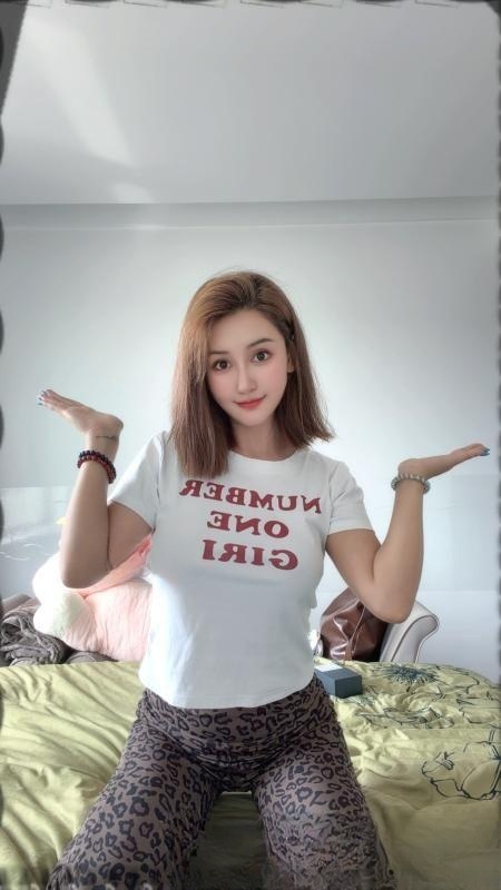 成都小猫钓鱼小姐姐
